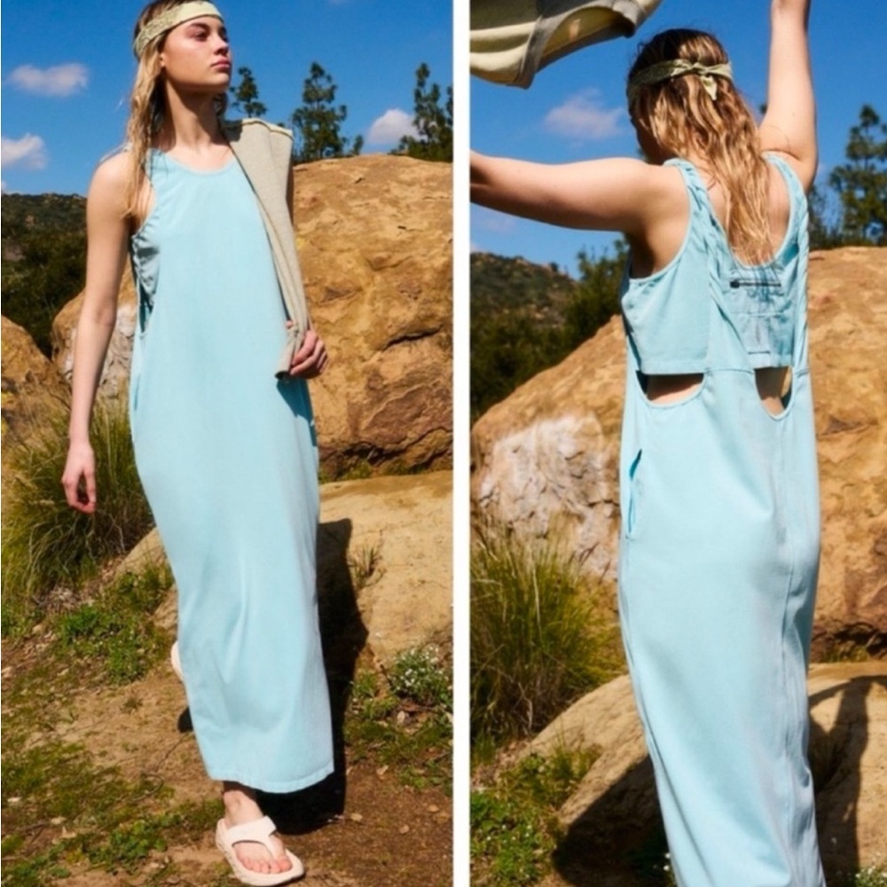 Sleeveless Light Blue Maxi Dress
